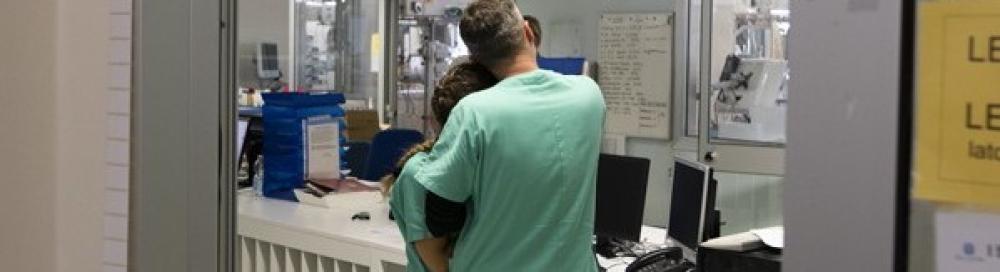 Sanità: sul tavolo del contratto aleggia lo spettro della carenza di infermieri