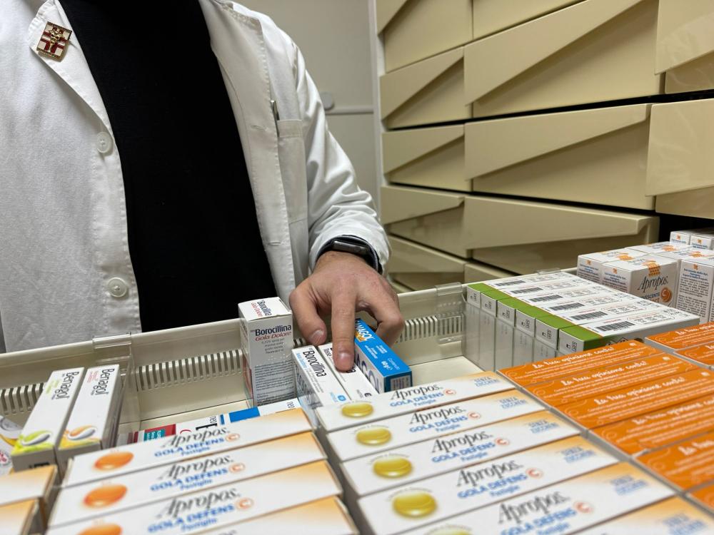 Carenza farmaci: il governo minimizza, ma c'è timore per 30 prodotti