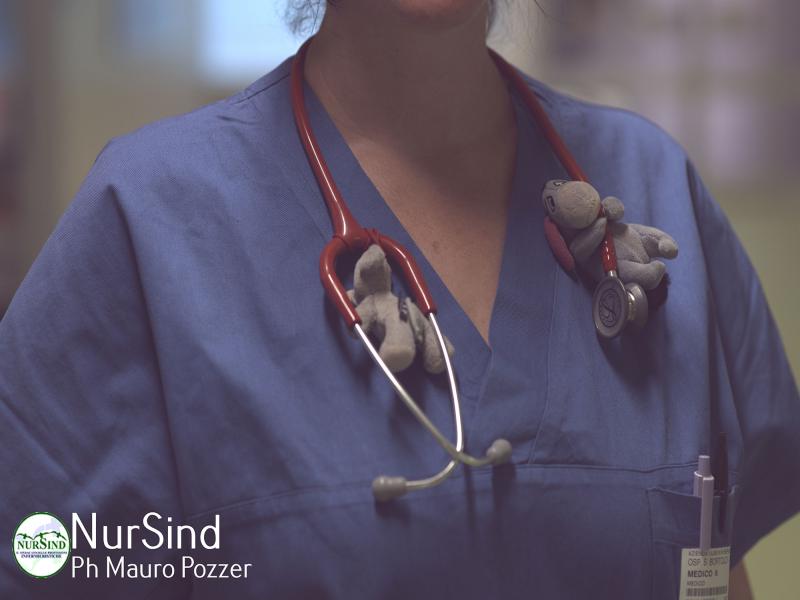 La carenza mondiale di infermieri e il bilancio in perdita per l'Italia